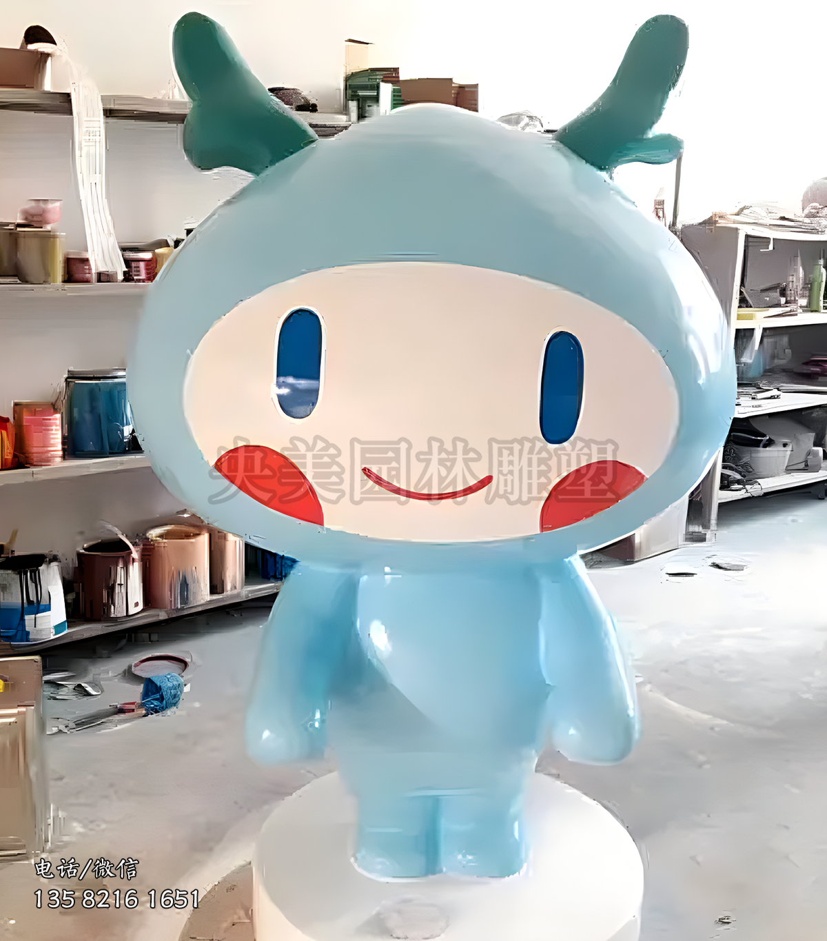 小鹿公仔雕塑
